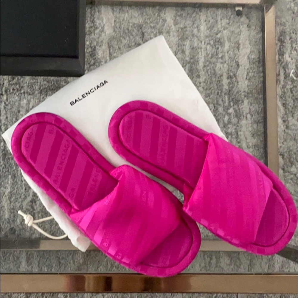 Balenciaga hotel slippers